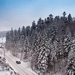 Las, Sun & Snow 크리니차 즈드로이